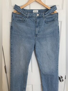 Frame Denim Straight Leg Jeans in Light Blue Wash